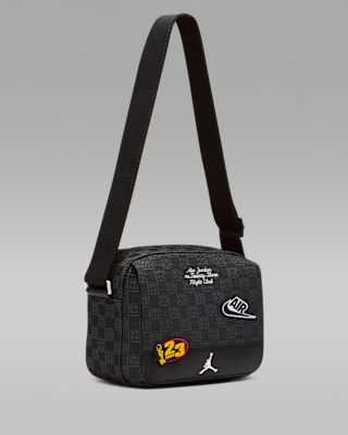 Jordan Monogram Messenger Bag (3.6L). Nike.com